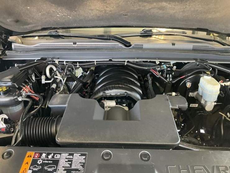2019-chevrolet-tahoe-image-11