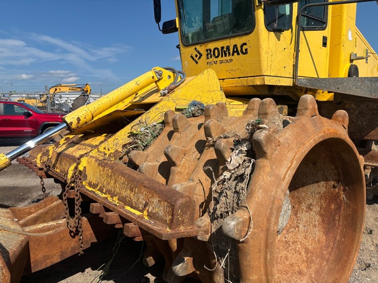 2015-bomag-bc572-1172-image-7