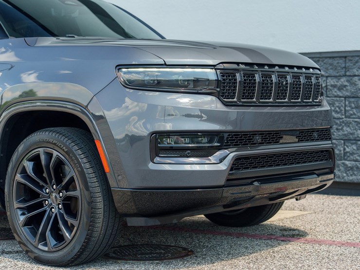 #118-•-offered-at-no-reserve-|-2023-jeep-grand-wagoneer-obsidian-image-11