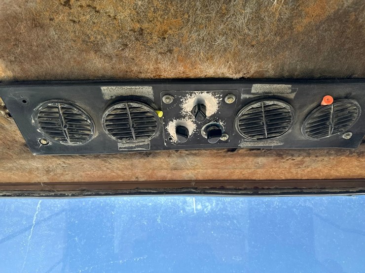 caterpillar-988-image-130