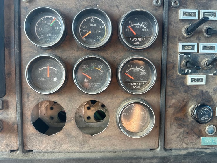 1988-kenworth-t800-image-41