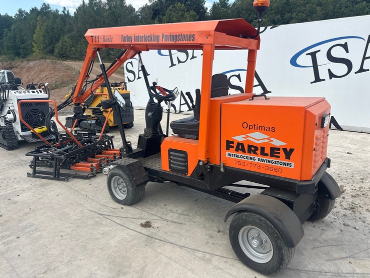 #61439-•-2013-optimas-t11-paver-laying-machine-image-3
