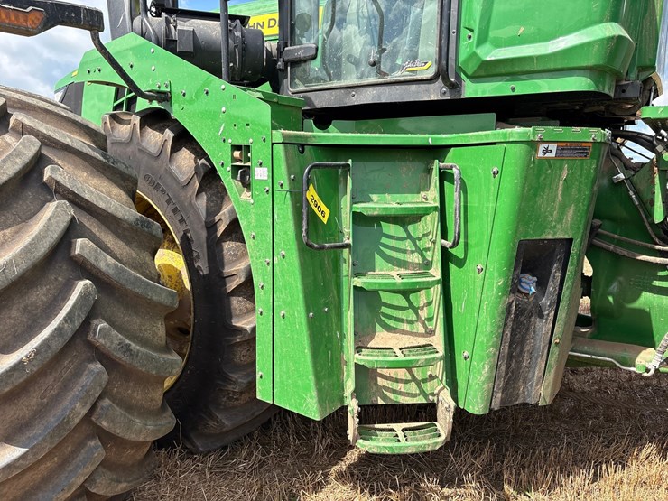 2022-john-deere-640-image-13