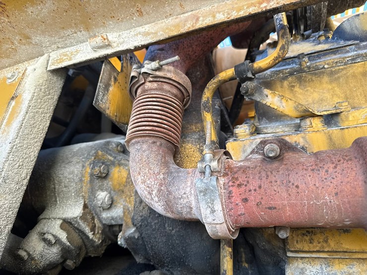 caterpillar-988-image-91