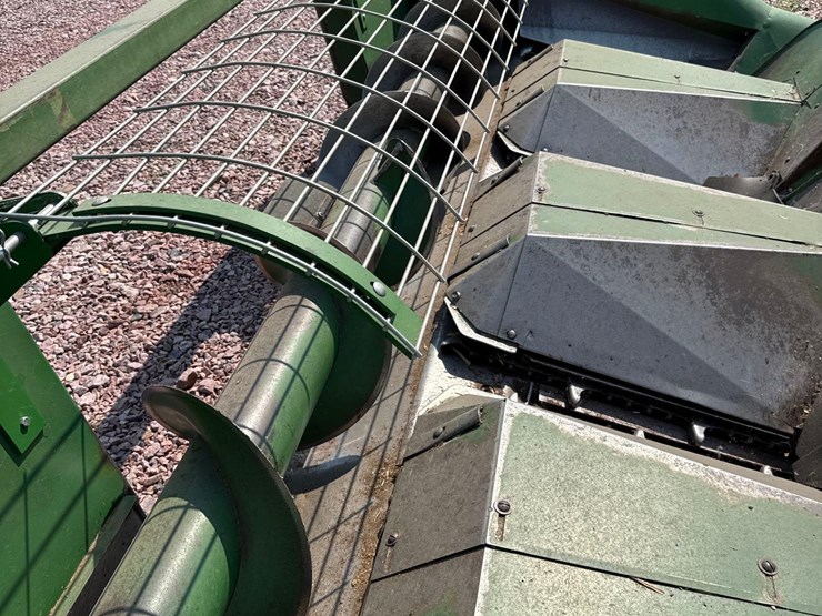 john-deere-444-image-25