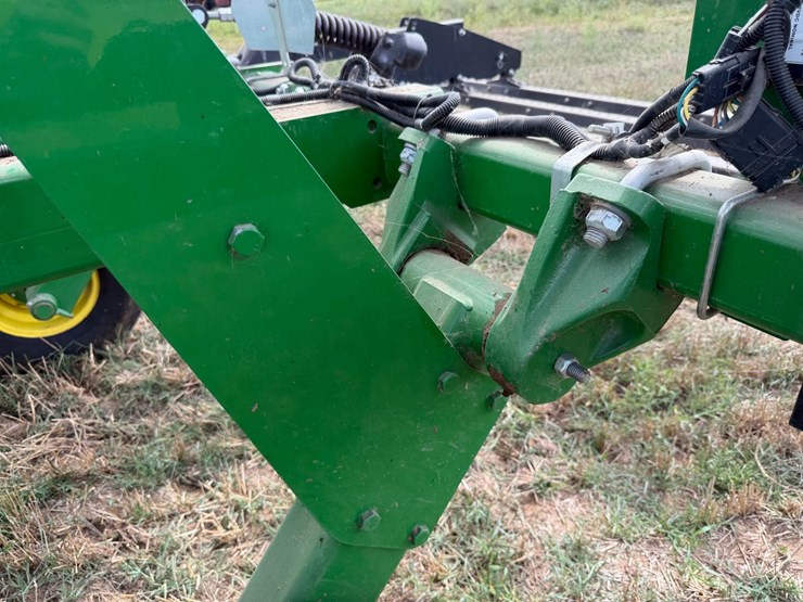 john-deere-2430-image-25