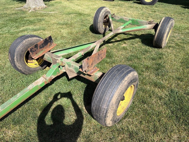 john-deere-1065-image-2
