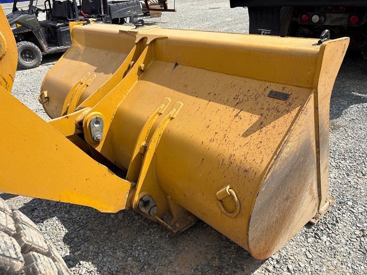 deere-444h-image-34
