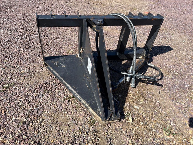 jct-heavy-duty-skidloader-tree/post-puller-image-1