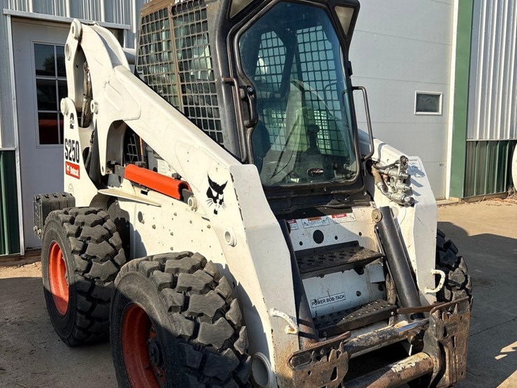 2008-bobcat-s250-image-50