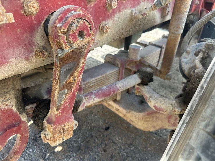 mack-rd690s-image-46