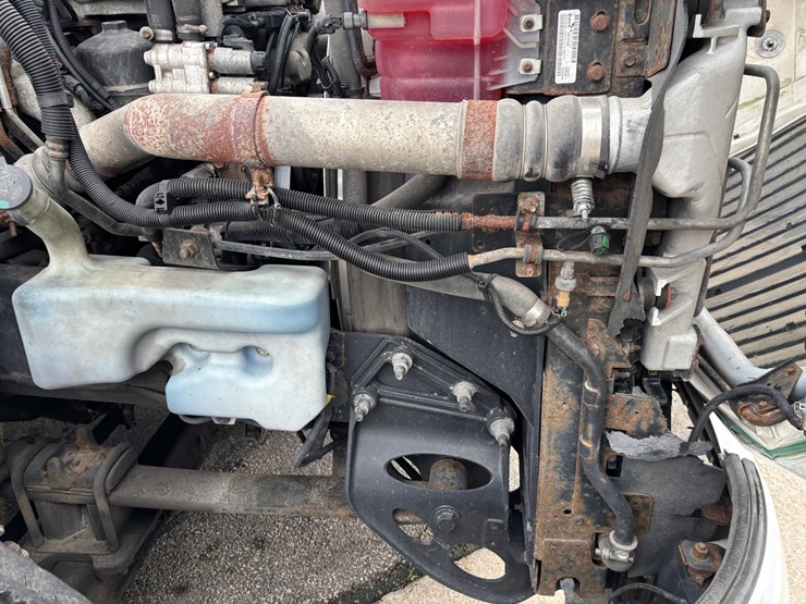 2015-international-prostar-image-38