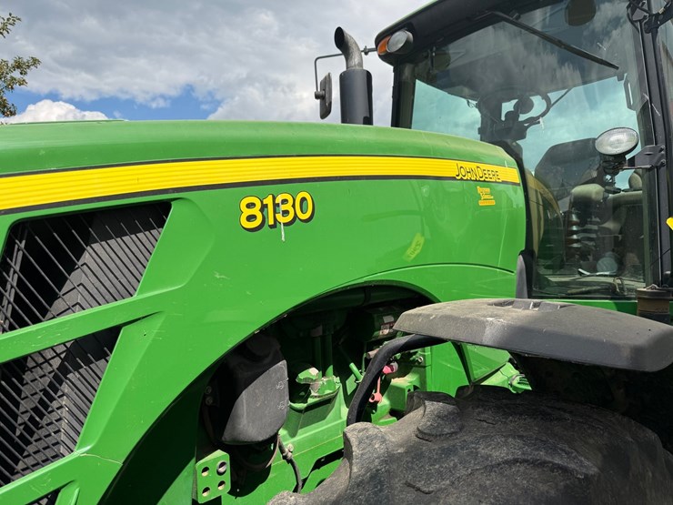 john-deere-8130-image-11