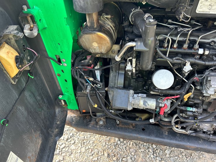 2017-bobcat-t550-image-29