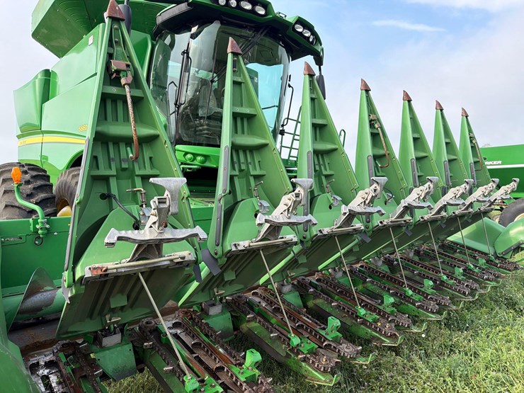 2009-john-deere-608c-image-18