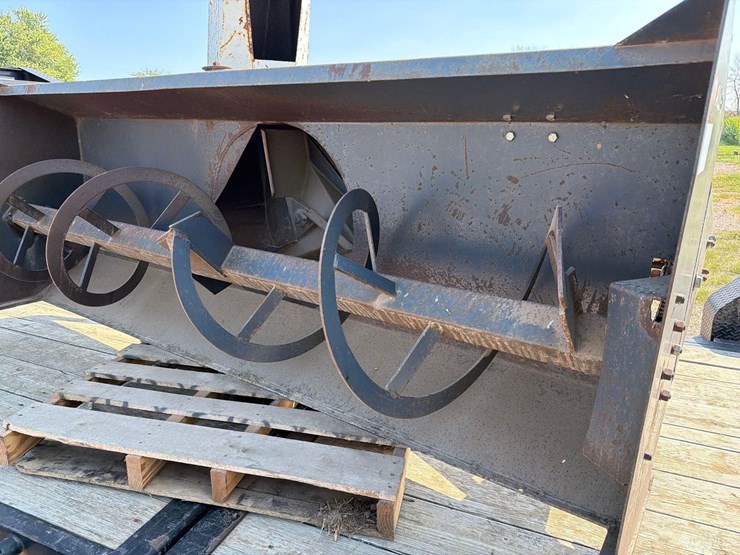 allied-8ft-snowblower-image-5