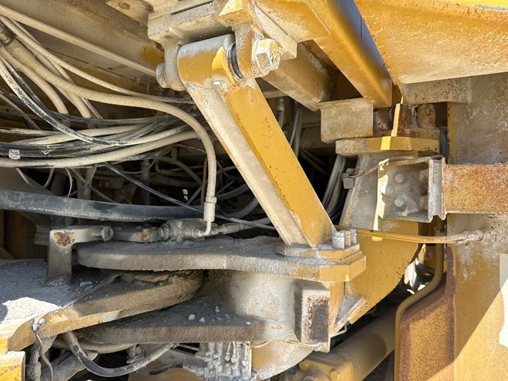 caterpillar-988-image-60