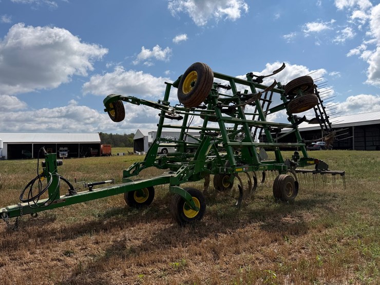 john-deere-2430-image-7