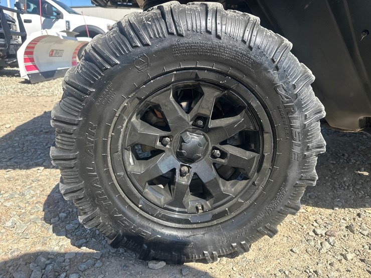 #5302-•-2022-canam-defender-4x4-utv-image-45