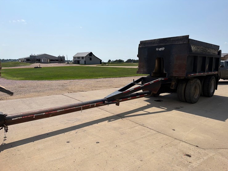 1980-homemade-pup-trailer-image-3
