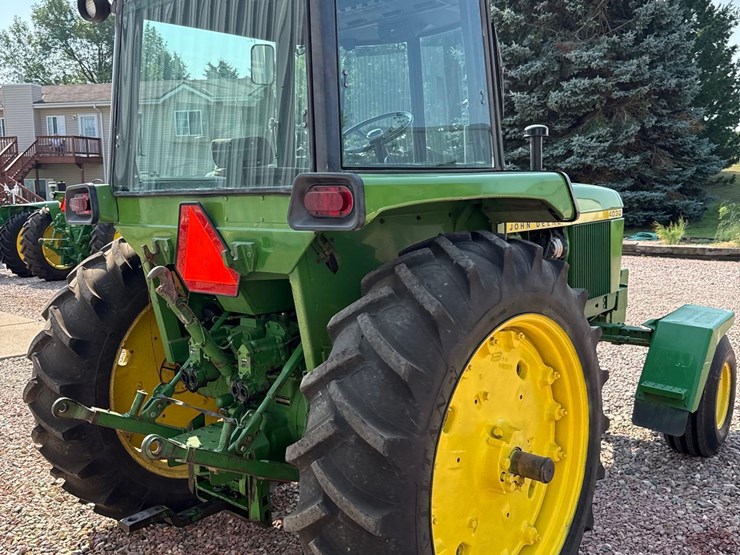 1974-john-deere-4030-image-4