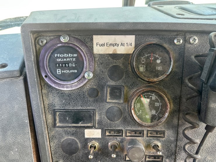 mack-dm685s-image-29