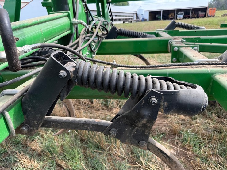 john-deere-2430-image-23
