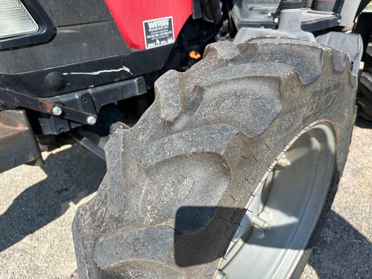 #2857-•-2008-case-jx60-4x4-tractor-image-79