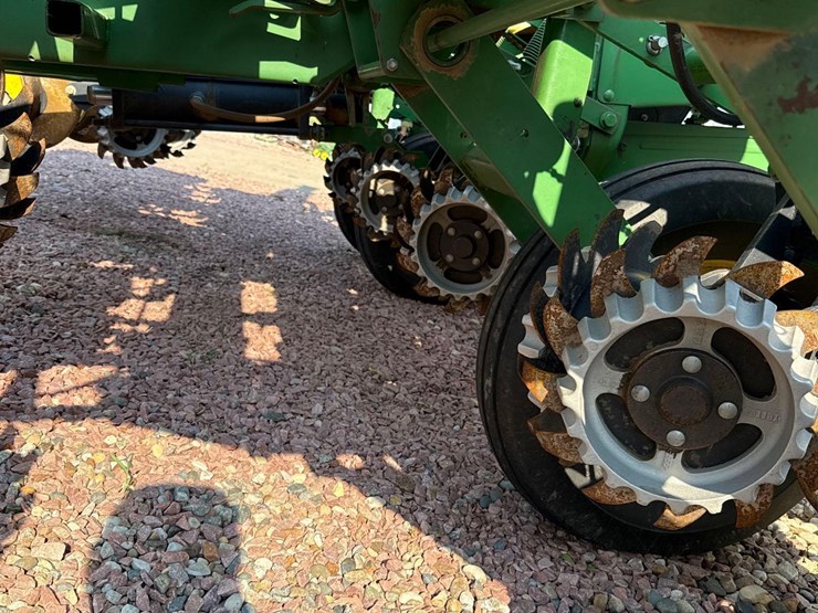 john-deere-7000-image-27