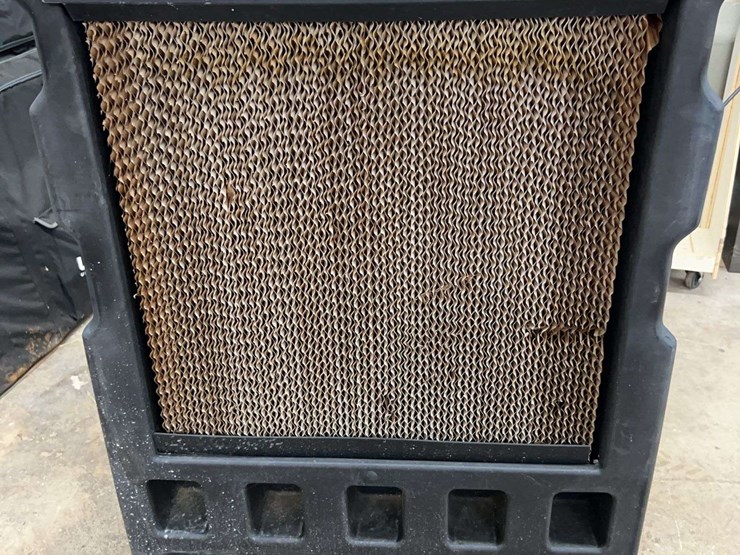 portacool-portable-swamp-cooler-image-1