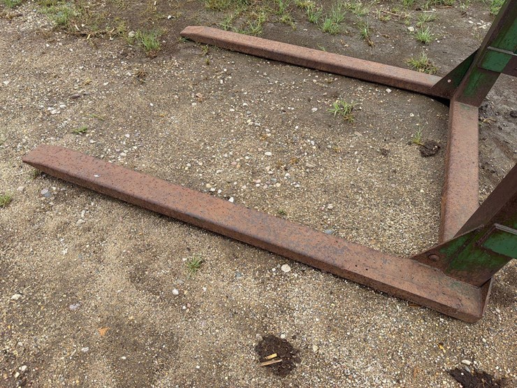 3pt-2-prong-bale-carrier-image-7