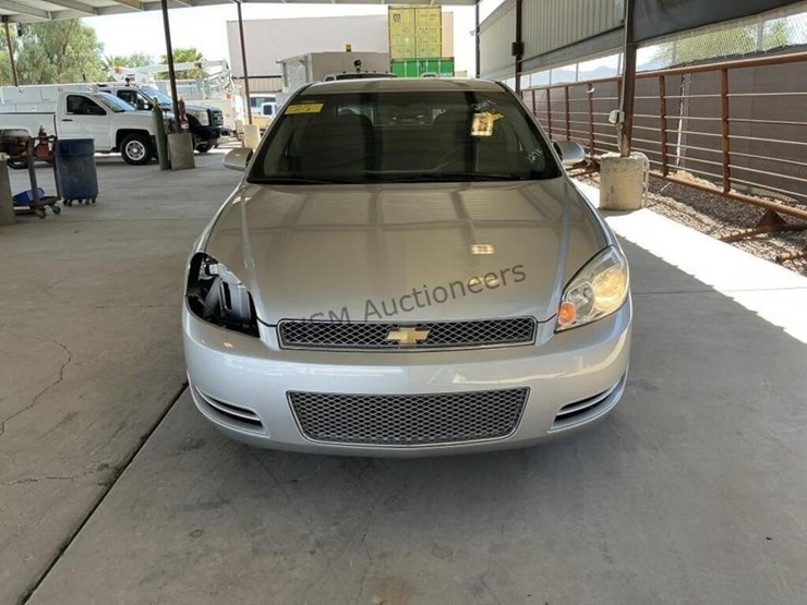 2014-chevrolet-impala-sdn-image-3