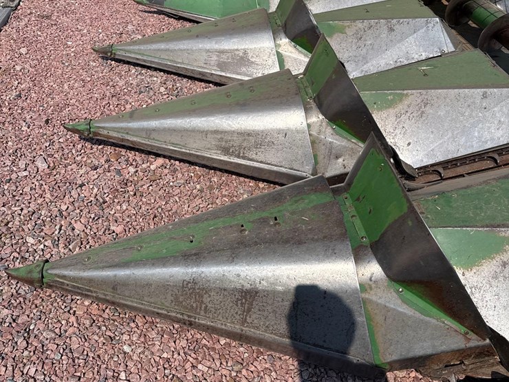 john-deere-444-image-6