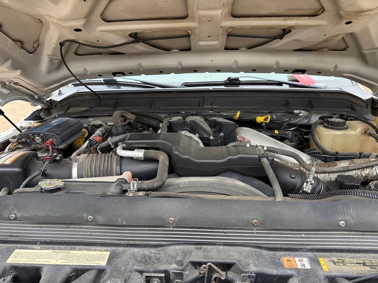 2014-ford-f450-image-12
