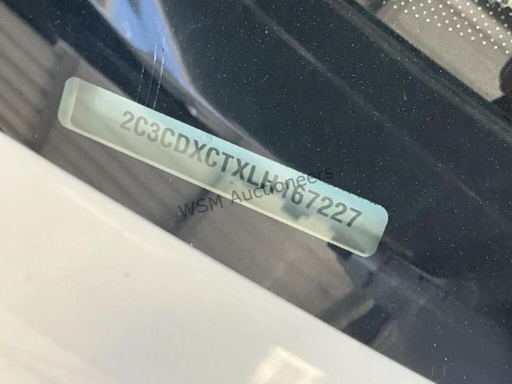 2020-dodge-charger-sdn-image-12