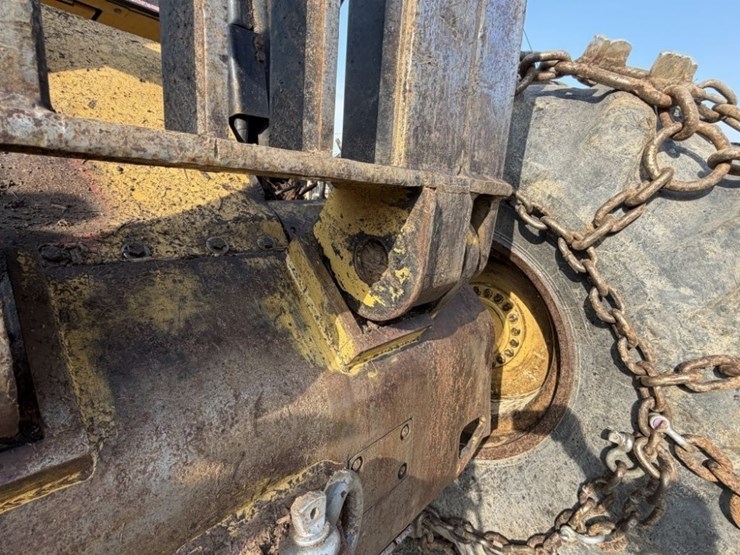 2002-caterpillar-525b-image-24