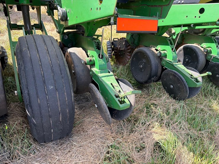 john-deere-1760-image-18