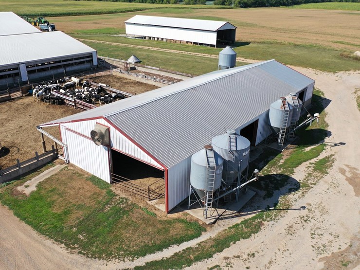 #60000-•-29.92-acre-farm-with-home,-barns-&-outbuildings-image-15