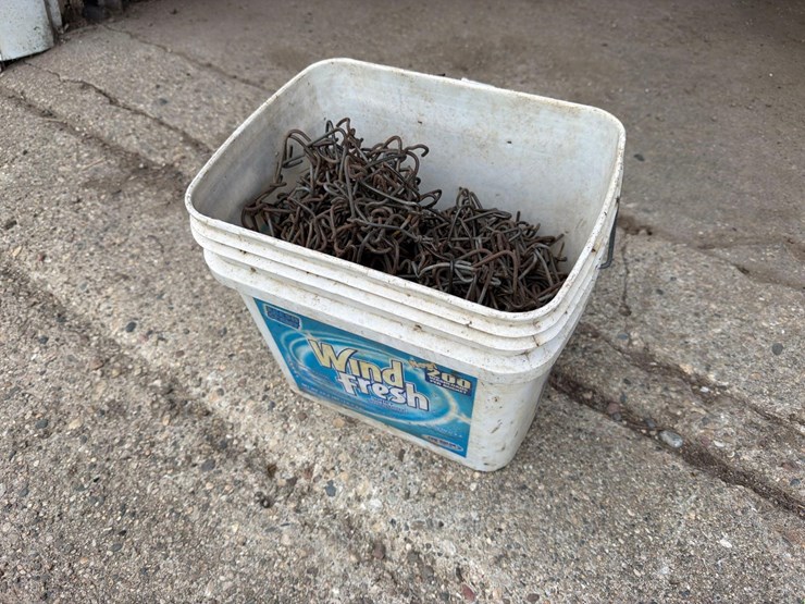 bucket-of-wire-clips-image-1