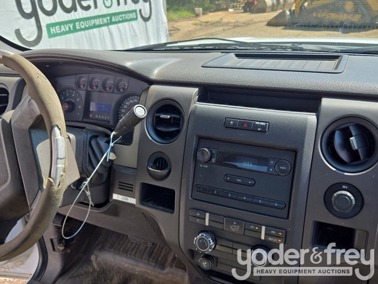2010-ford-f150-image-27
