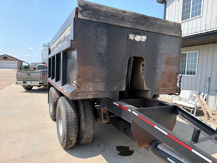 1980-homemade-pup-trailer-image-19