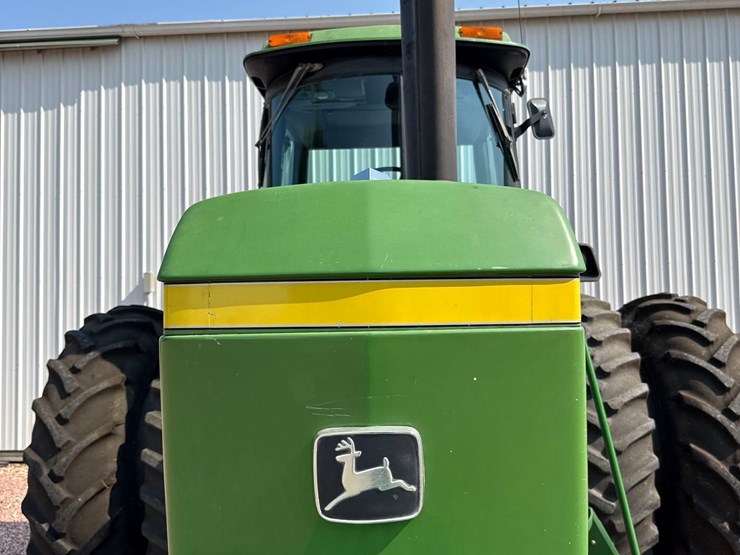 1979-john-deere-4440-image-19