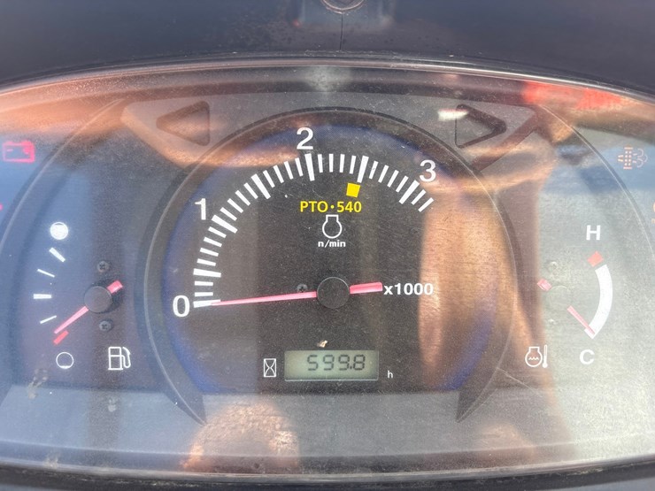 kubota-l3901d-image-40