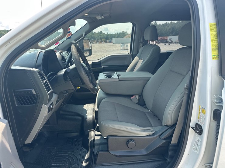2019-ford-f350-image-36