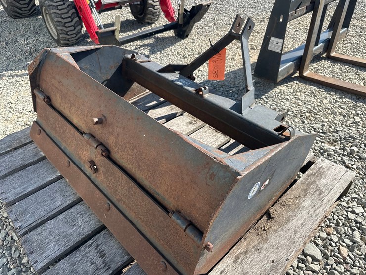 2021-massey-ferguson-1805-image-87