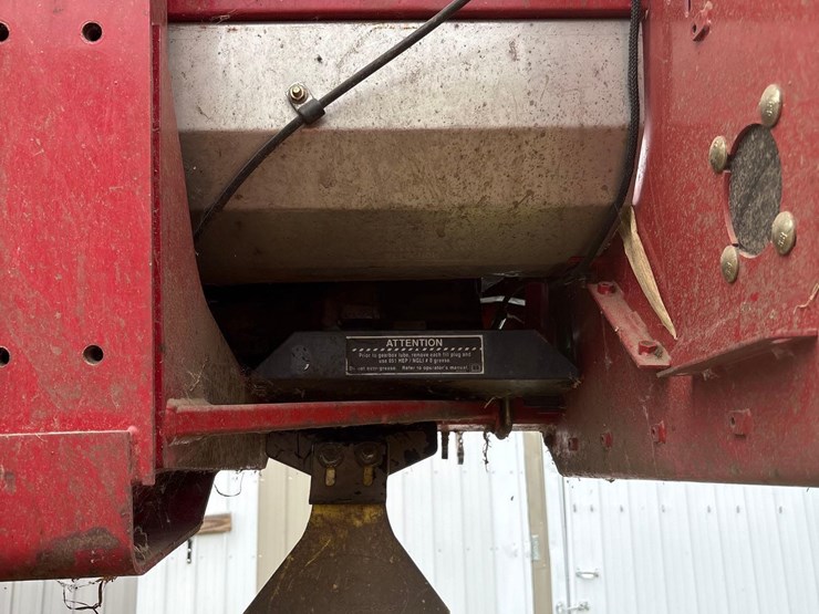 2015-case-ih-3406-image-27