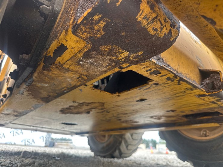 john-deere-250-image-52