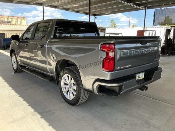 2020-chevrolet-silverado-1500-image-5