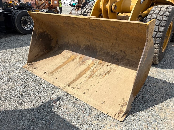 deere-444h-image-36
