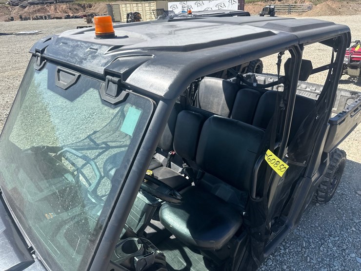 #5302-•-2022-canam-defender-4x4-utv-image-17